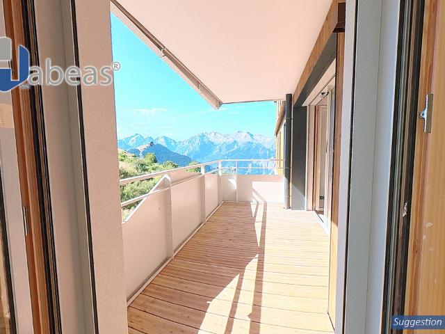 T3 avec 1 chambre plus 2 cabines, 63.71m², Balcon 5,58m², Casier à Ski, cellier