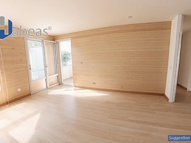 T3 avec 1 chambre plus 2 cabines, 63.71m², Balcon 5,58m², Casier à Ski, cellier