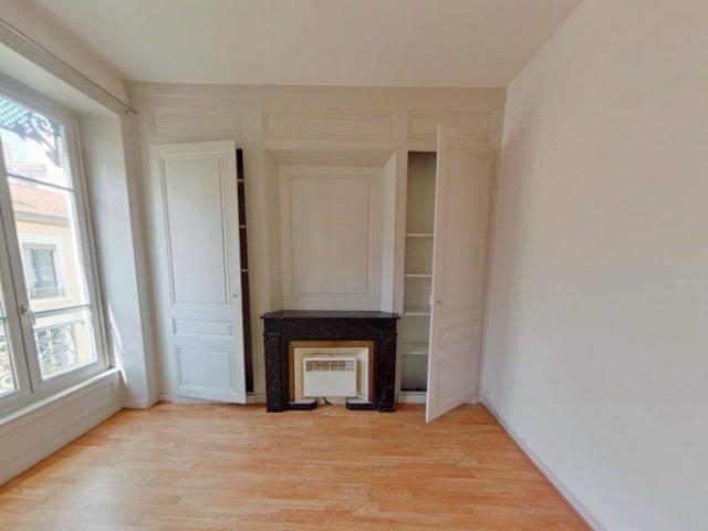 T3 AVENUE JEAN JAURES 69007 LYON