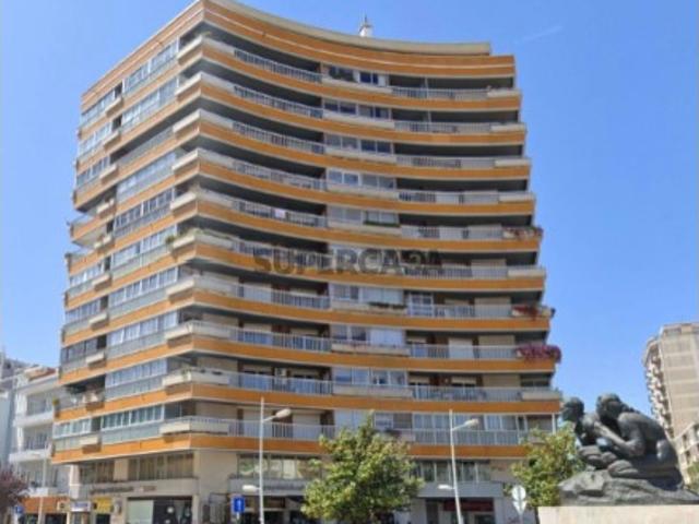 T3 Centro de Almada: um apartamento Premium onde espaço, vista e localização se encontram