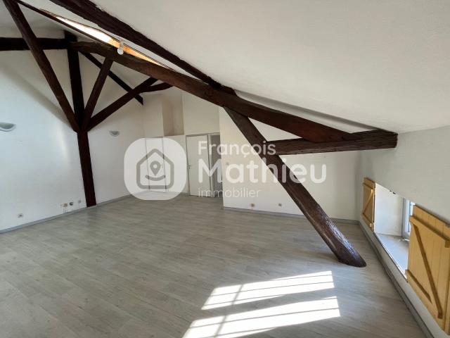 T3 CENTRE AMBERIEUX EN DOMBES