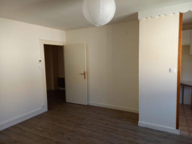 T3 CENTRE DE CHAZAY D'AZERGUES