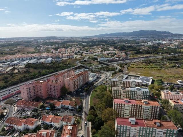 T3 com 115 m², Exposição Sul e Elevador | Cacém