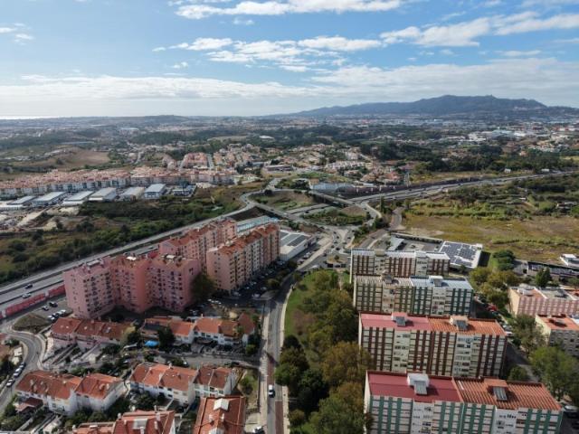 T3 com 115 m², Exposição Sul e Elevador | Cacém