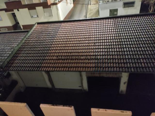 T3 com amplas áreas, varanda, garagem box e arrecadação elevado potencial de valorização | atualmente arrendado