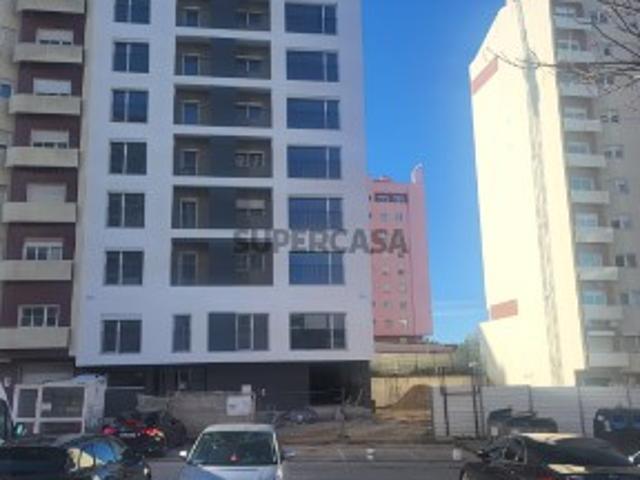 T3 com garagem em Corroios 3ºAndar