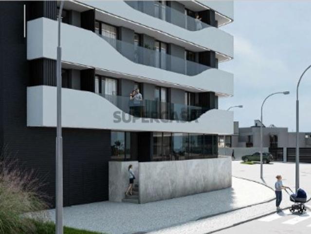 T3 com varanda de 28m2 e 2 Lugares de garagem