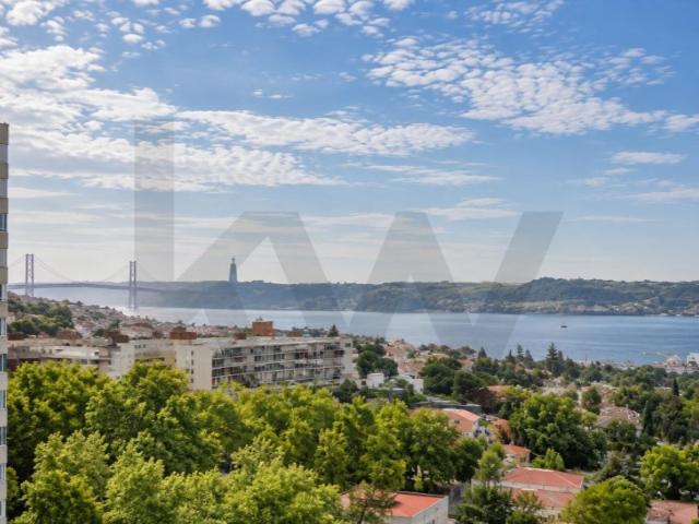 T3 com Vista Rio e Vista Cidade | Torres do Restelo