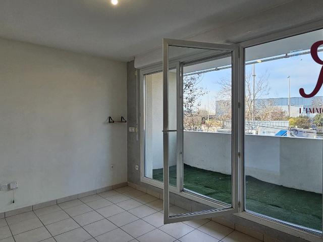 T3 dans résidence sécurisée avec extérieur et stationnement 64m² Marseille 10ème