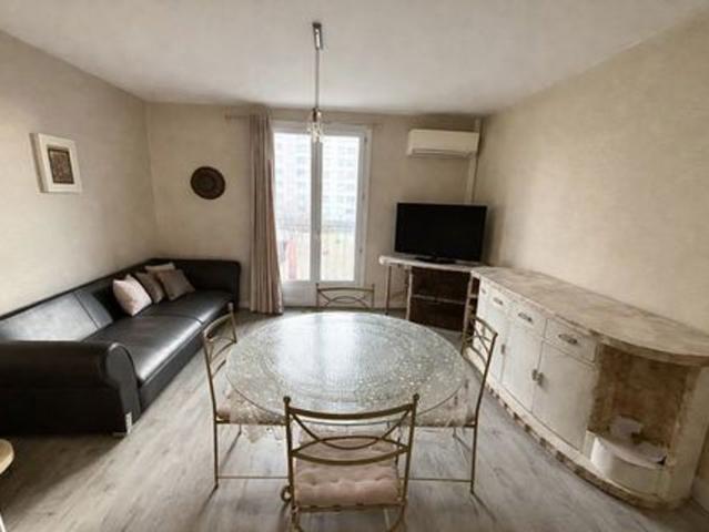 T3 de 52.19m² avec petit balcon 13009
