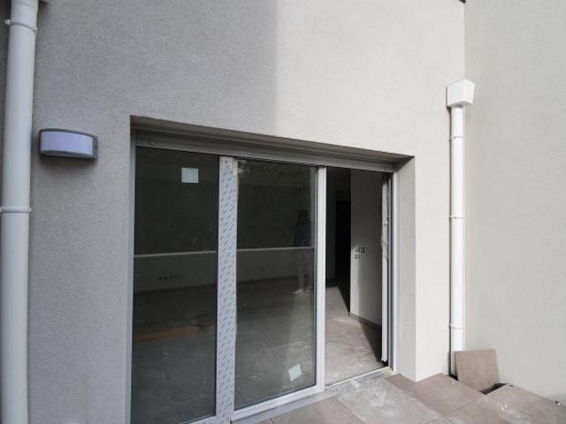 T3 de 60m² en dernier étage + terrasse + box 13010
