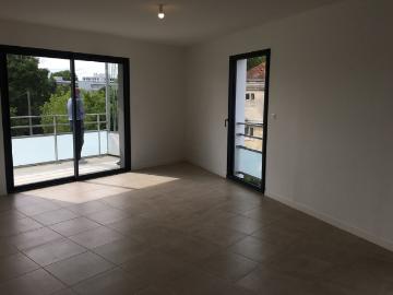 T3 de 73.62m² + 1 place de parking en s/s