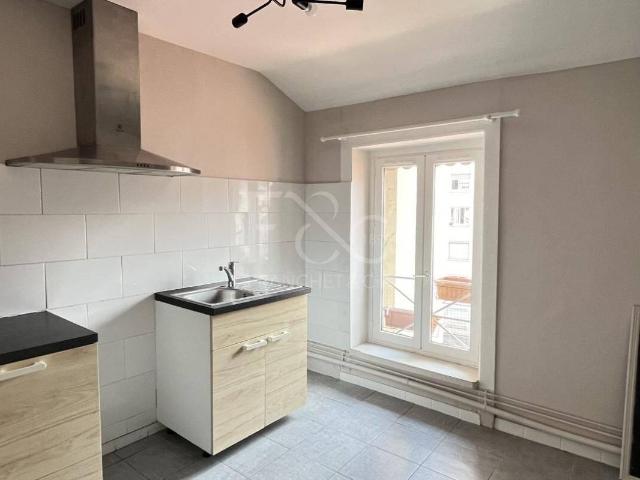 T3 de 71.95 m² avenue Maréchal de Saxe Lyon 3ème