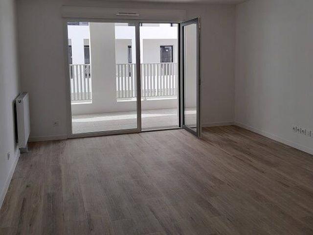 T3 de 72.75m2 + Loggia de 23.80m2 + PKG