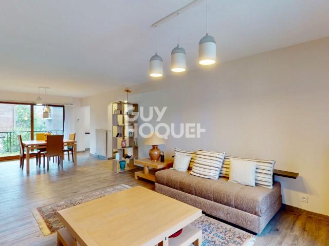 T3 de 74 m2, Ancien T4, Deux balcons, Cave