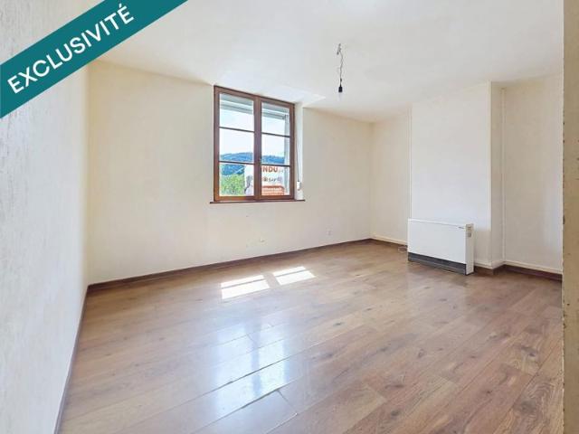 T3 de 75 m² avec jardin privatif, parking, garage et cave