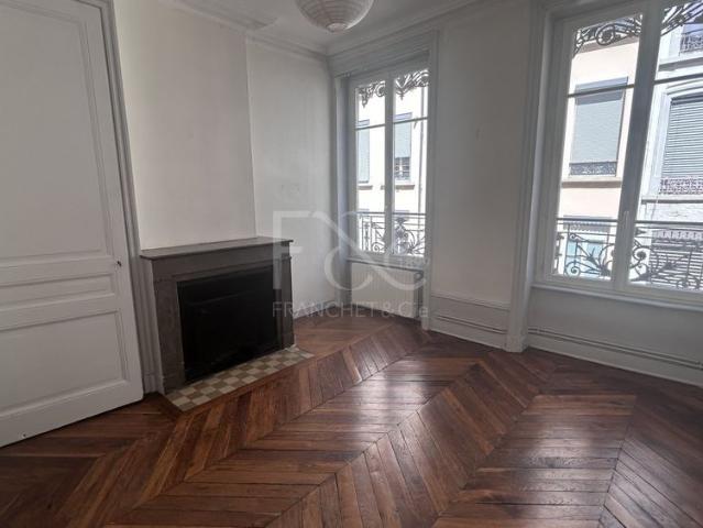 T3 de 75 m² rue Montesquieu Lyon 7ème