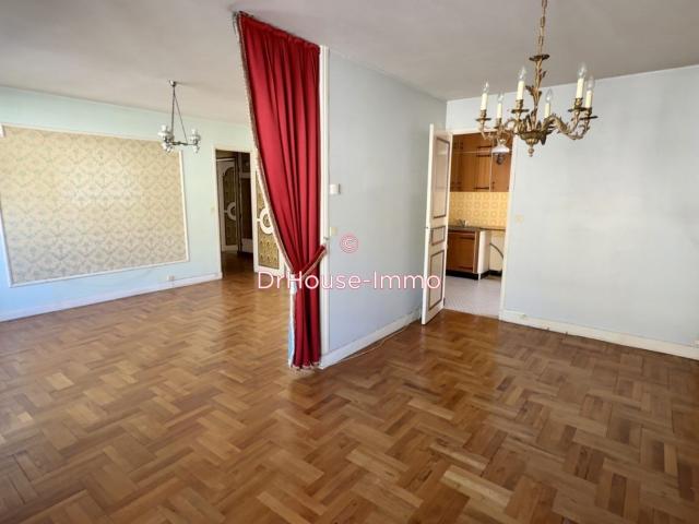 T3 de 76m2 avec balcon en Hyper Centre ville de Cahors