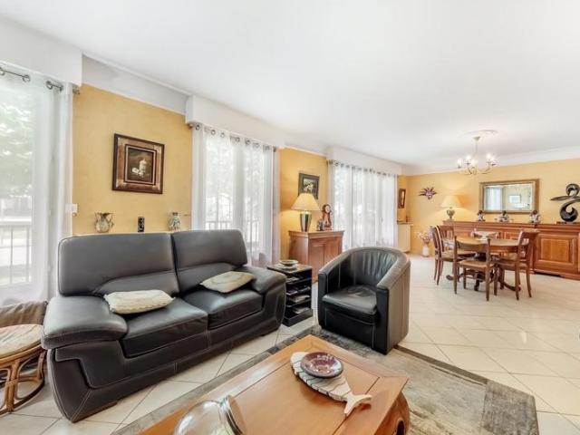 T3 de 85 m² avec balcon et cave à Rennes