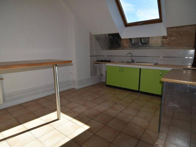 T3 de charme de 82 m² au dernier étage