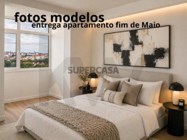 T3 DE ELEVADA QUALIDADE, IDEAL PARA FAMÍLIAS, COM TERRAÇO AMPLO