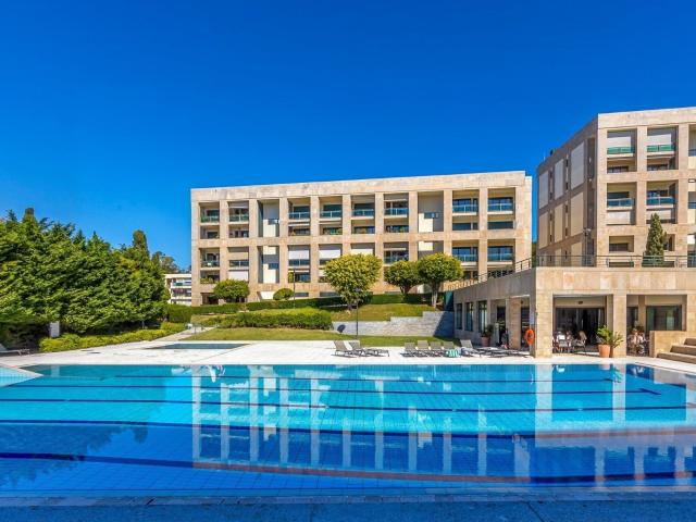 T3 de Luxo no Prestigiado Villa Restelo 105m² Belém