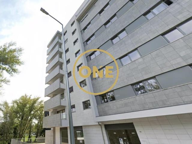 T3 de luxo com 209,50m2 em frente ao parque da Cidade de Vila Nova de Famalicão para venda