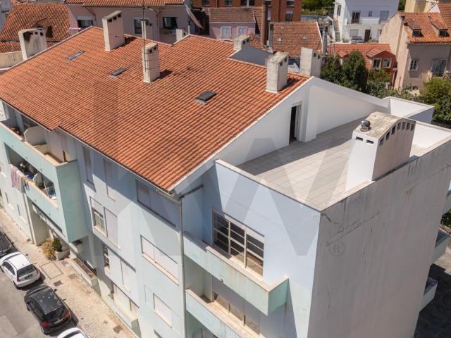 T3 Duplex com Garagem na Rua do Brasil