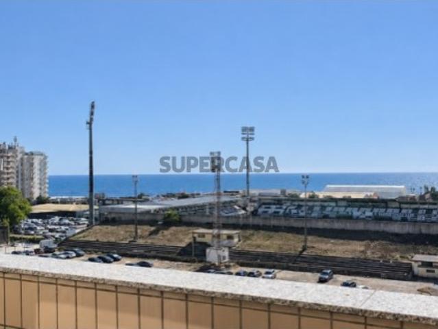 T3 Duplex com Terraço junto à Praia na Póvoa de Varzim