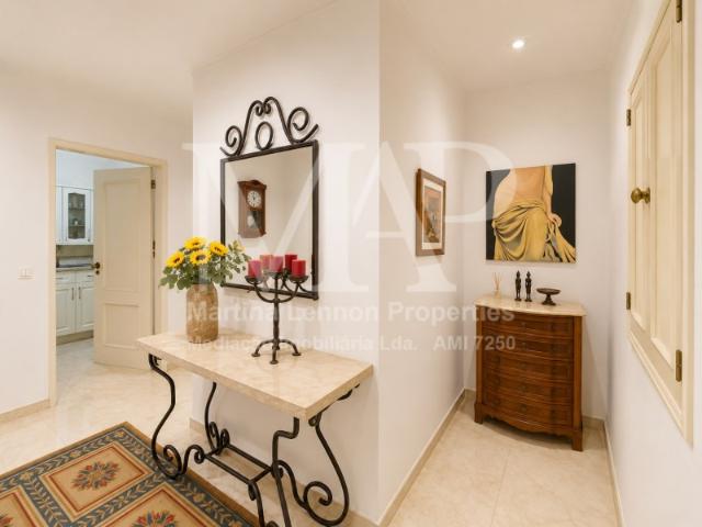 T3 Duplex com Vista Mar a 10 Minutos da Praia em Paço de Arcos
