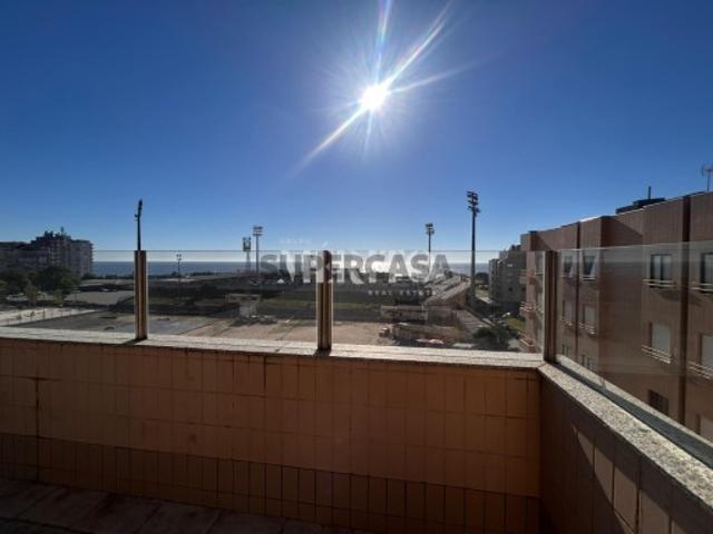 T3 DUPLEX COM 140 m² DE TERRAÇO E VISTAS DE MAR | PÓVOA DE VARZIM