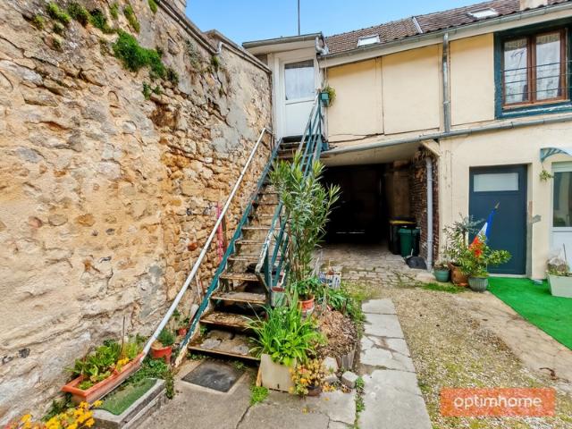 T3 Duplex à Rénover – Centre Précy sur Oise