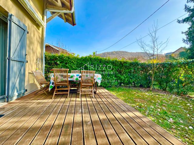 T3 Duplex avec terrasse, jardin et garage a sillingy !