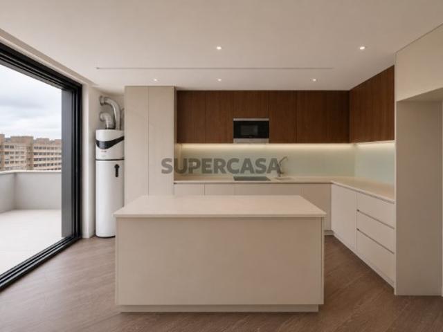 T3 Duplex Invertido com Terraço Privativo e Jacuzzi Design, Conforto e Exclusividade