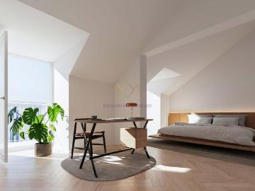 T3 Duplex Novo a estrear em condomínio com Jardim e ginásio. 150m² Alcântara