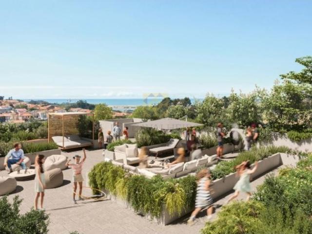 T3 Duplex Novo com varanda próximo ao Arrábida Shopping