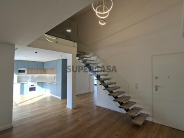T3 Duplex Novo em Alcabideche, Cascais conforto e modernidade num só lugar!