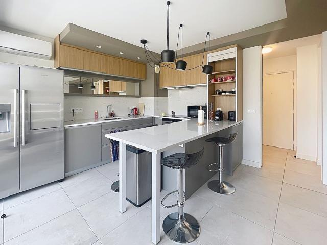 T3 Duplex Neuf Meublé Centre ville