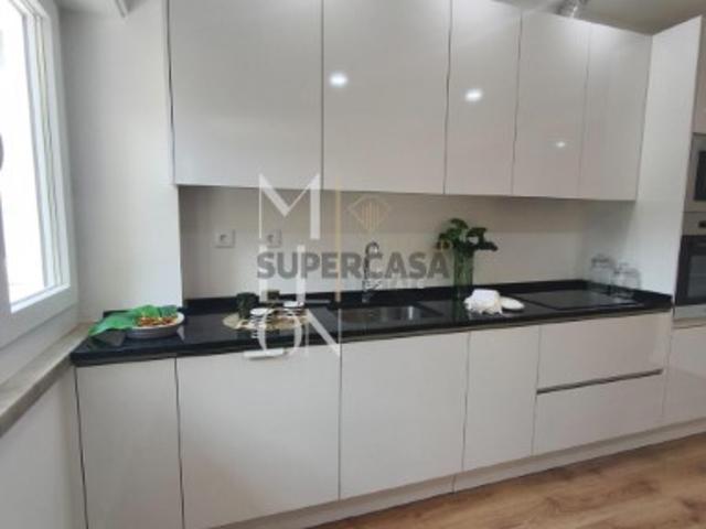 T3 em Benfica com Varandas em Todos os Quartos | € 579.900,00