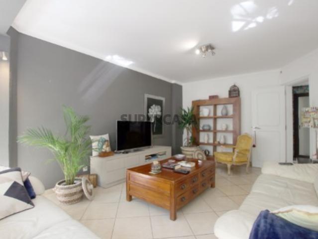 T3 Espaçoso em Monte Belo 95 m² | 2 WC | Elevadores | Excelente Localização
