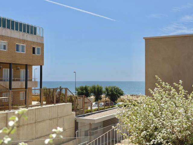 T3 em Primeira Linha de Mar