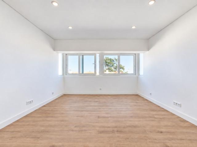 T3 em remodelação nos Olivais | Cozinha equipada | Acabamentos à sua escolha