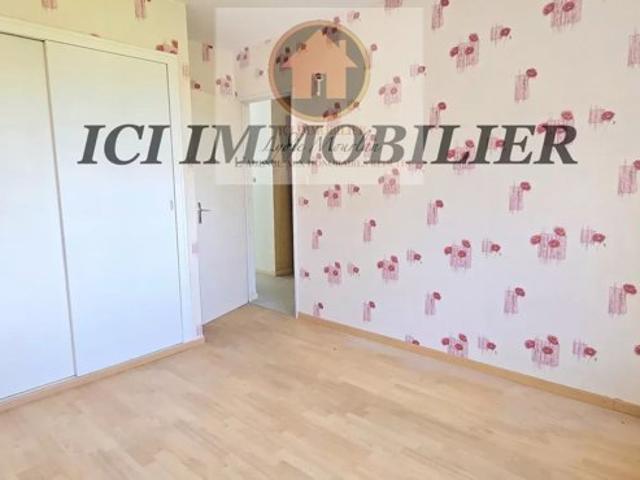 T3 EN DERNIER ETAGE