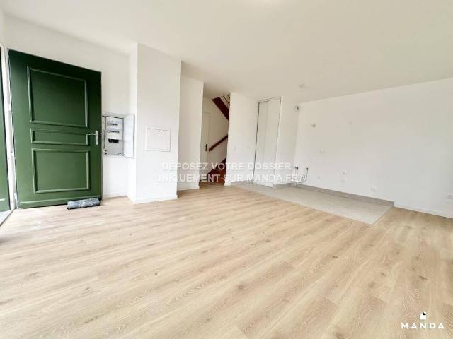 T3 en duplex neuf avec parking et terrasse • 2 chambres • Non me
