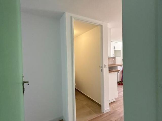 T3 ENTIÈREMENT RÉNOVÉ AVEC PARKING – 53 M² – MARSEILLE 2?