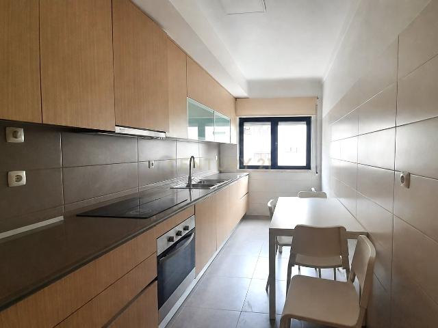 T3 remodelado, equipado e totalmente mobilado para arrendamento no Bairro novo, Seixal