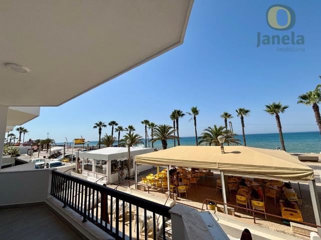 T3 Exclusivo na Primeira Linha de Quarteira Vista Mar Fron. 96m² Quarteira