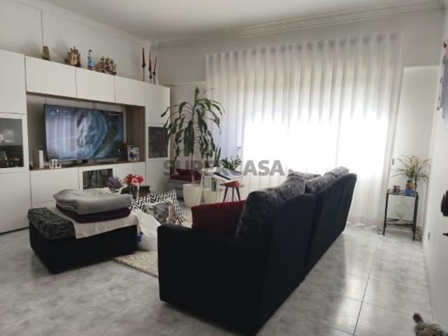 Apartamento T3 no Centro do Feijó