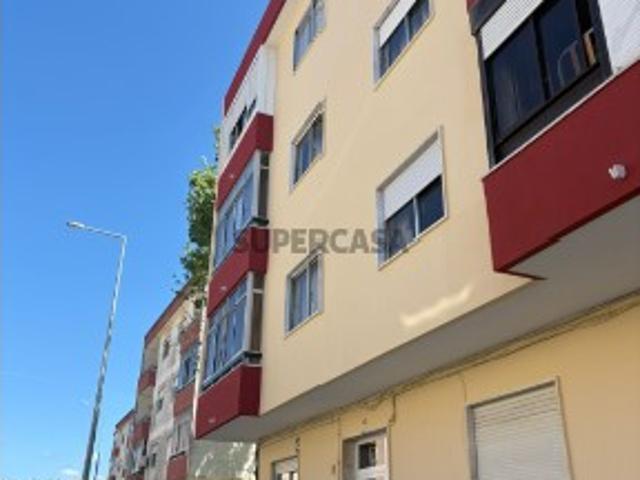 T3 Luminoso com 3 Frentes | Serra das Minas | Arrecadação Ampla
