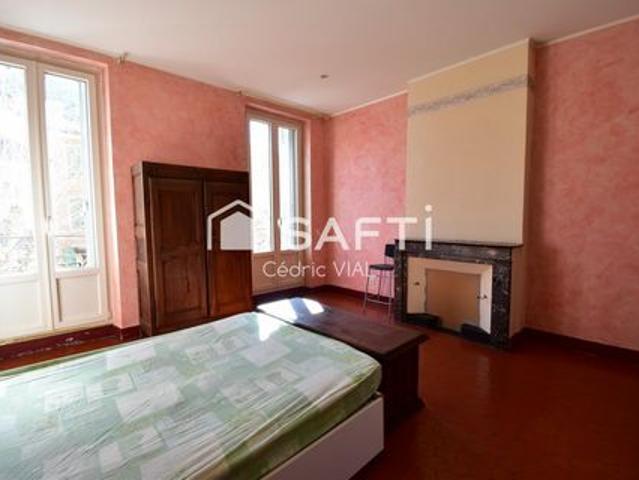 T3 lumineux 86 m² centre ville + balcons ?